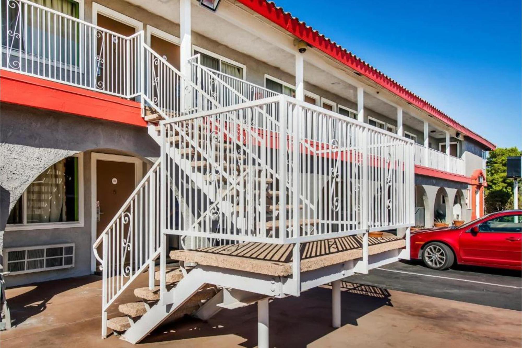Hotel Europa Ridgecrest CA - W Upjohn Ave Exterior foto