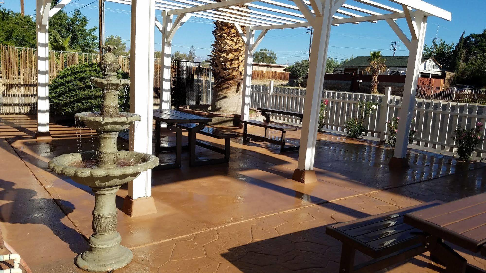 Hotel Europa Ridgecrest CA - W Upjohn Ave Exterior foto